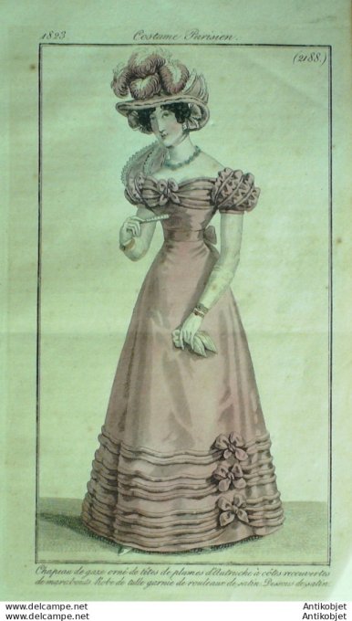 Gravure de mode Costume Parisien 1823 n°2188 Robe de tulle et rouleaux de satin
