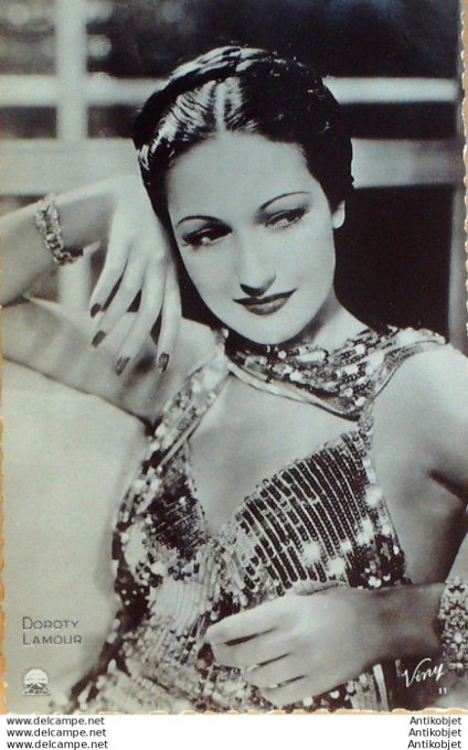 Lamour Dorothy (Studio 11 ) 1940