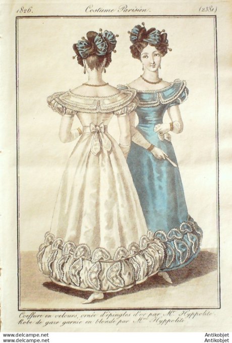 Gravure de mode Costume Parisien 1826 n°2381 Robe de gaze garnie en blonde