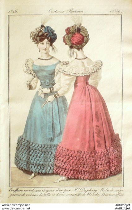 Costume Parisien 1826 # 2389 Robe de crêpe et de tulle mantille
