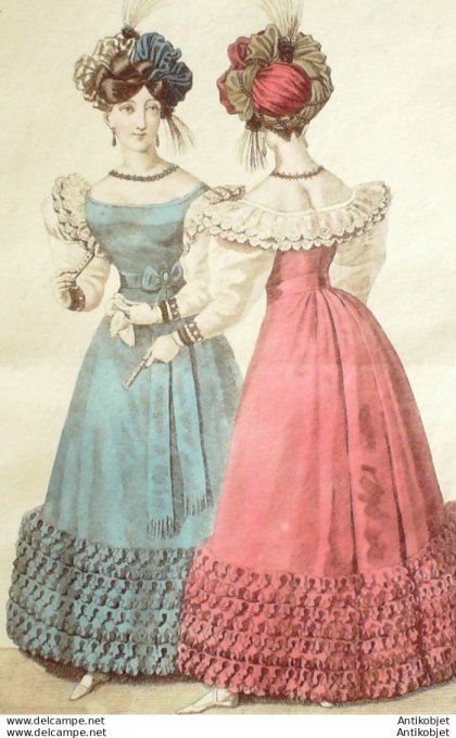 Gravure de mode Costume Parisien 1826 n°2389 Robe de crêpe et de tulle mantille