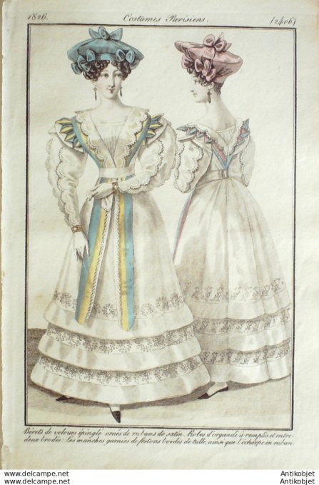 Gravure de mode Costume Parisien 1826 n°2406 Bérets velours Robes d'organdi