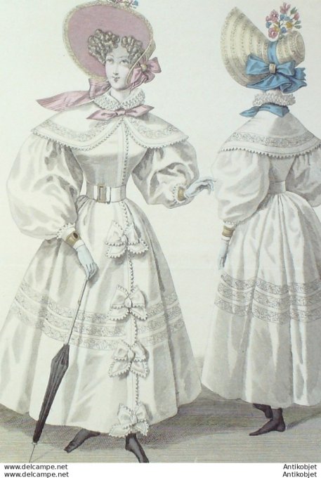 Gravure de mode Costume Parisien 1830 n°2813 Redingote de Jaconat ornée