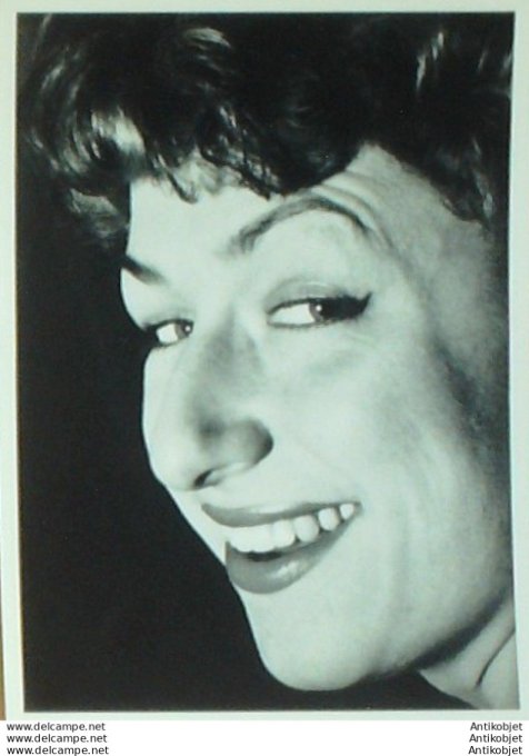 Sauvage Catherine (Photo De Presse)