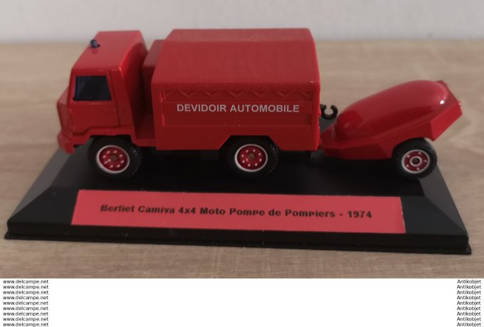 Renault Berliet 4x4 Moto Pompe de Pompiers 1:43 1974