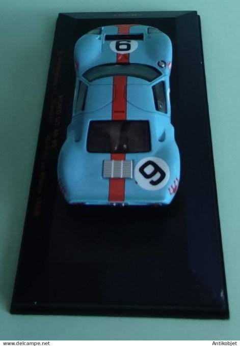 Ford GT40 Gulf #  9 Le Mans 1968