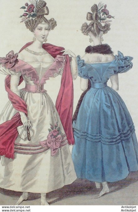 Gravure de mode Costume Parisien 1830 n°2844 Robe de gaze garnie de rouleaux
