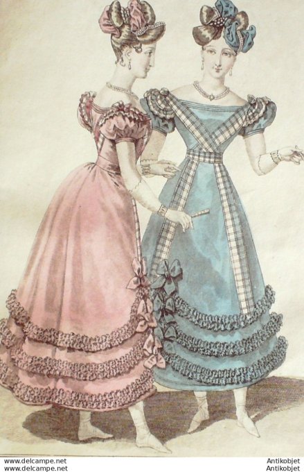 Costume Parisien 1826 # 2425 Robes de gaze de laine