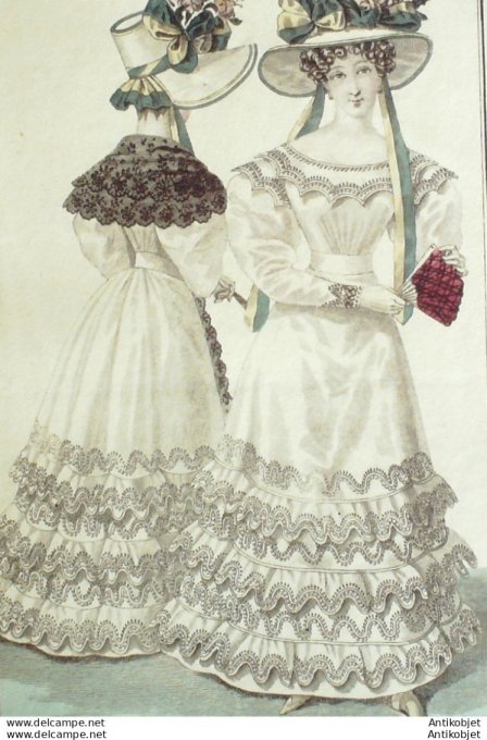 Gravure de mode Costume Parisien 1826 n°2429 Robes d'organdi brodées