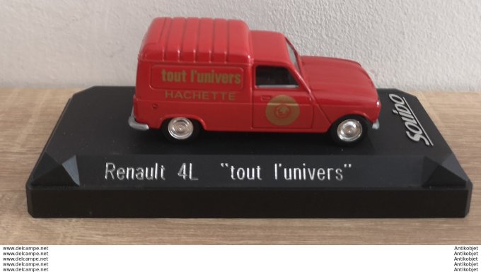 Renault 4L Camionnette Tout l'Univers 1:43