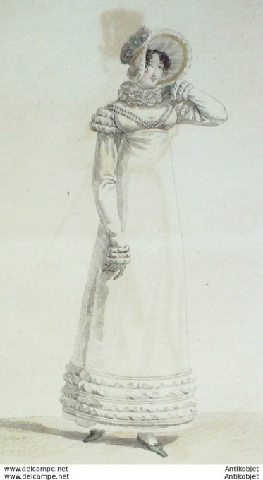 Costume Parisien 1817 # 1676 Robe en coeur à deux rangées