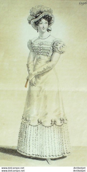 Costume Parisien 1821 # 1968 Robe de satin garnie et tulle