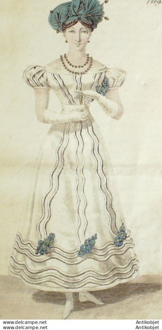 Costume Parisien 1825 # 2293 Robe de crêpe ornée de satin