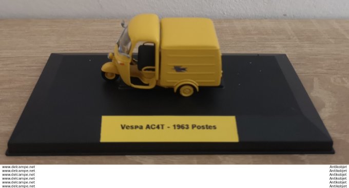 Vespa AC4T 1963 Postes 1:43
