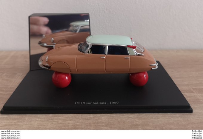 Citroen ID 19 sur Ballons 1959 Coffret collector