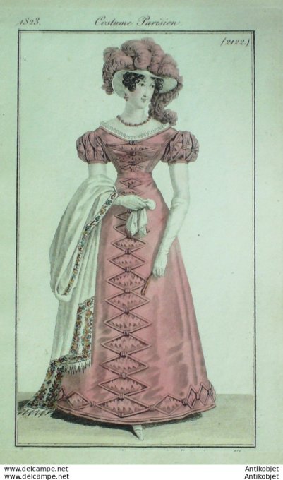 Gravure de mode Costume Parisien 1823 n°2122 Robe perkale bordée écharpe