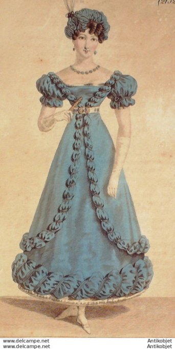 Costume Parisien 1823 # 2132 Robe de tulle sultane garnie