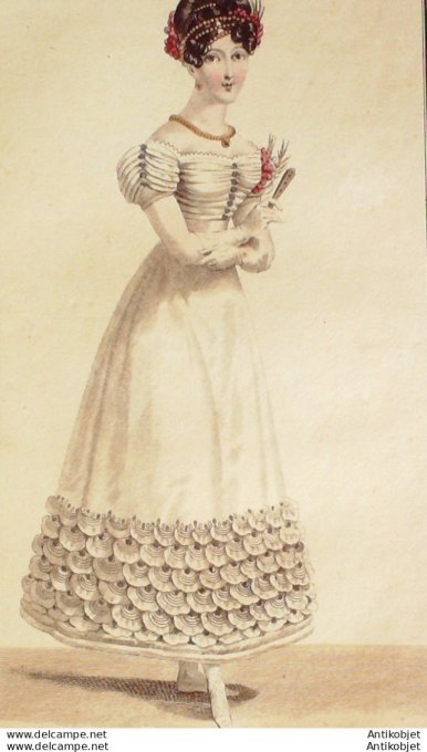 Gravure de mode Costume Parisien 1823 n°2136 Robe tulle garnie de coquilles