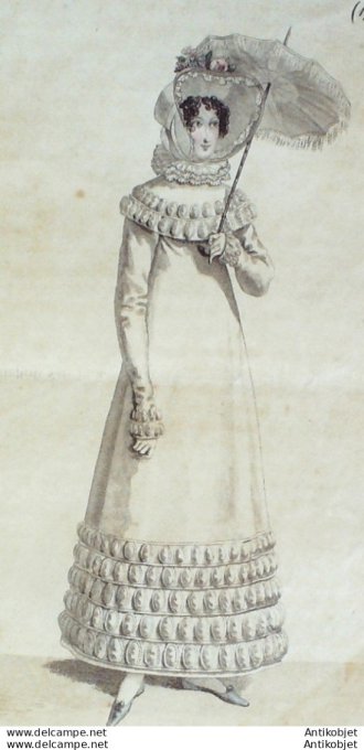 Costume Parisien 1818 # 1728 Robe perkale à pélerine de crevés