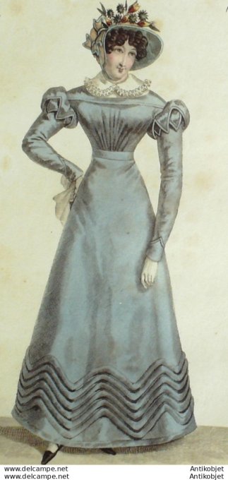 Costume Parisien 1823 # 2145 Robe mérinos à corsage en blouse