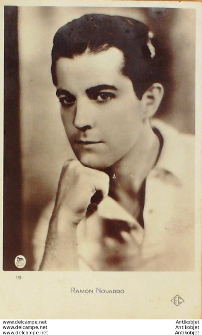 Novarro Ramon  (Studio 19 ) 1930