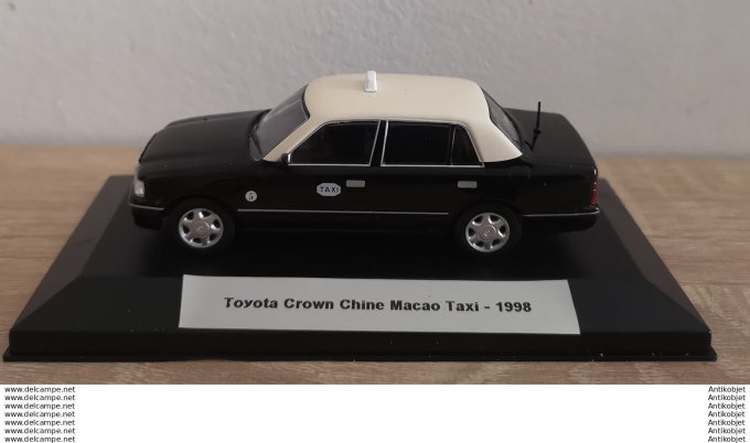Toyota Crown Chine Macao Taxi 1998 1:43