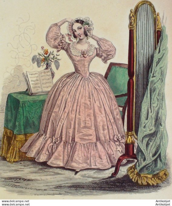 Costume Parisien 1838 # 3560 Robe de moire