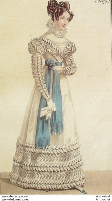 Costume Parisien 1823 # 2169 Robe perkale garnie de coques